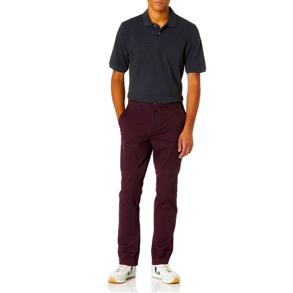 AMAZON ESSENTIALS 36W x 28L Burgundy Relaxed Fit Stretch Chino Pants NWT